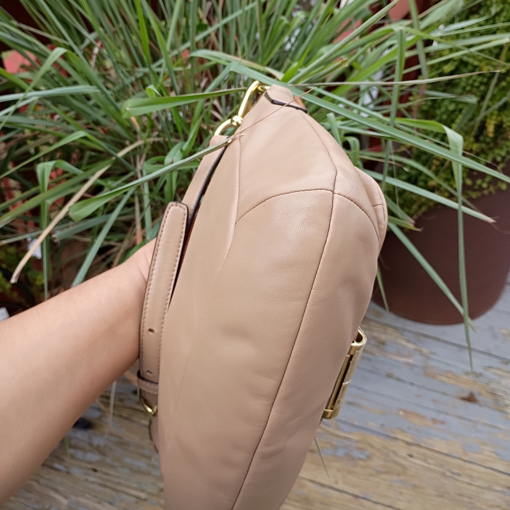 Coach Kirsten tan med leather shoulder bag - Picture 14 of 17